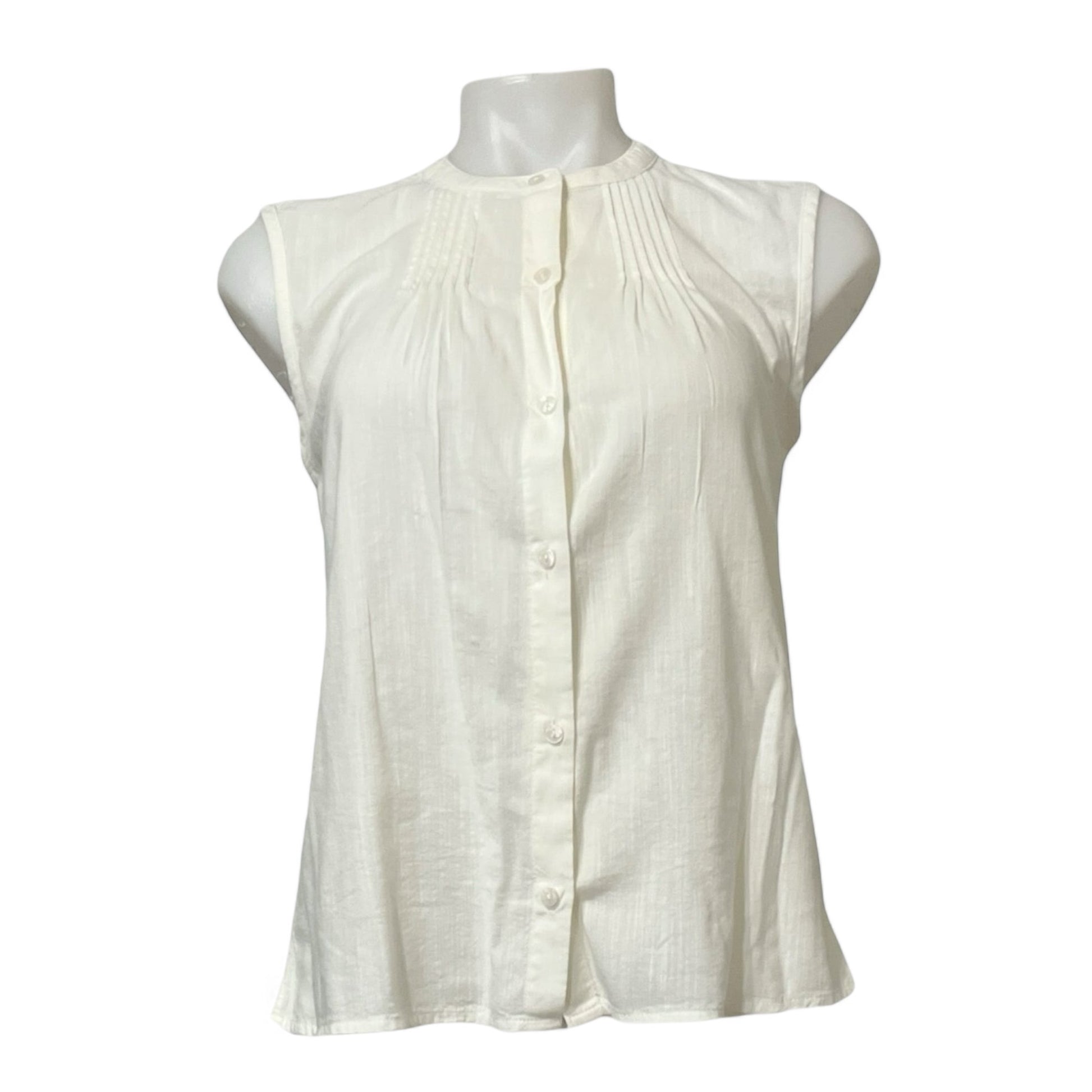 Elegancia Sutil con un Toque Casual: Blusa Blanca Old Navy con Cuello Chino y Botones Centrales pieza sostenible talla Default Title