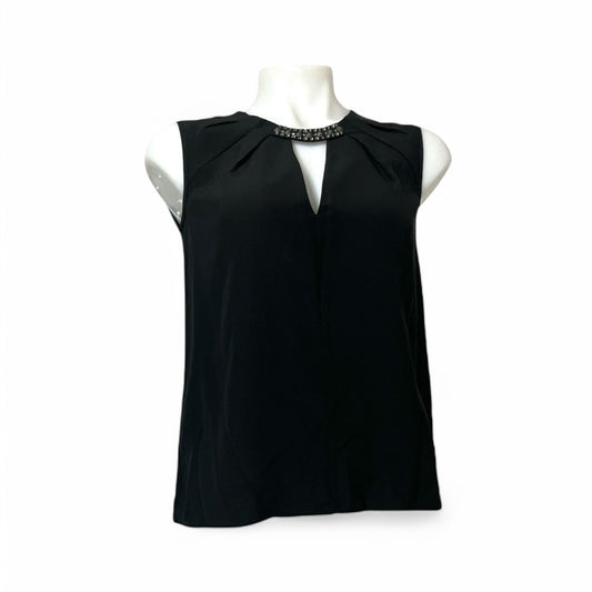 Eleva tu Estilo con Elegancia Sutil: Blusa BCBG Negra sin Mangas con Detalle Brillante en el Cuello pieza sostenible talla Negro