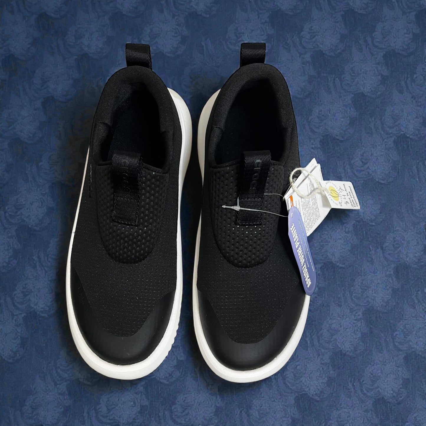 Crocks Sneakers Negros — Sporty