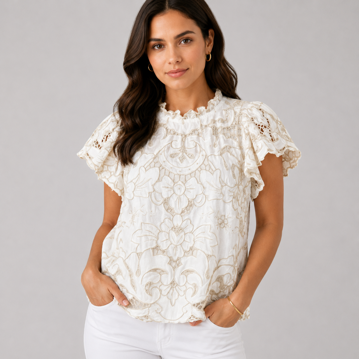 Blusa blanco con terminaciones blanco y crema